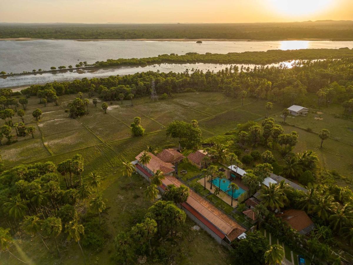 Palmera Eco Resorts Nilaveli Trincomalee Buitenkant foto