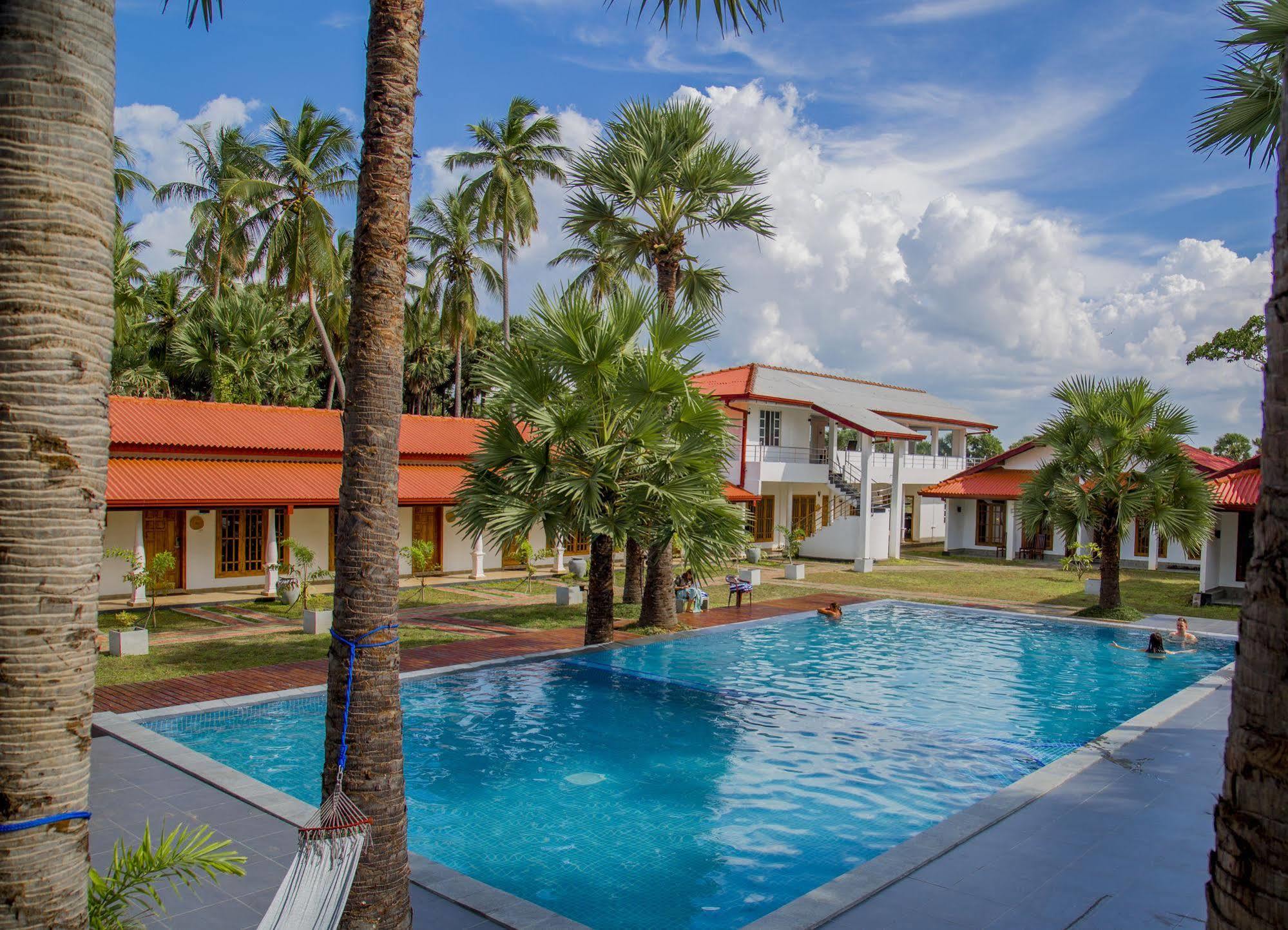 Palmera Eco Resorts Nilaveli Trincomalee Buitenkant foto